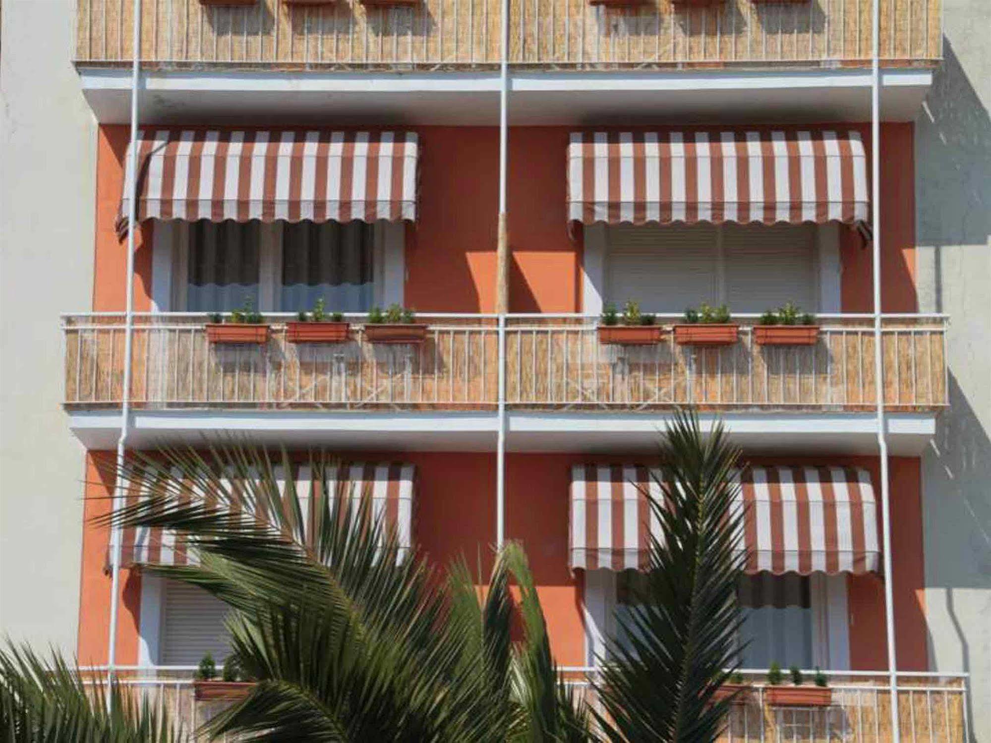 Hotel Ancora Riviera Lavagna Exterior foto